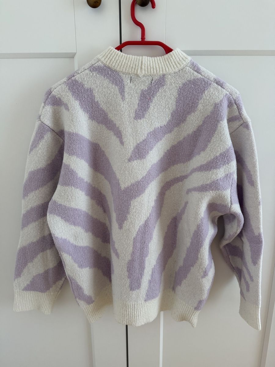 Bershka Pullover & Sweatshirts: Pullover Bershka Zebra Pattern Grösse S – Gebraucht aus Wil SG von fam_r6xv 2