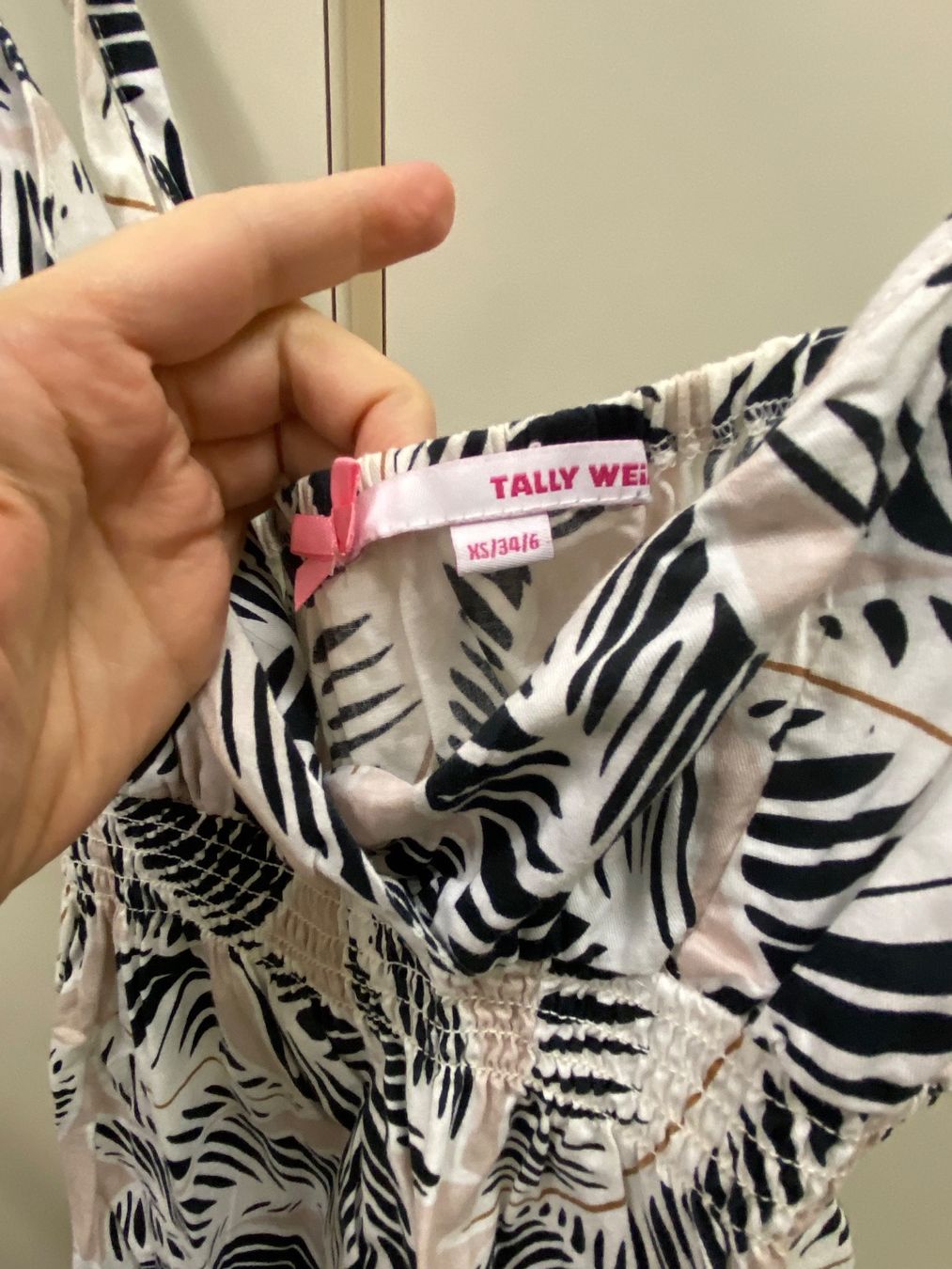 Tally Weijl Robes: Kurzes Sommer Kleid – D'occasion à Zürich par beg_nlp8 3