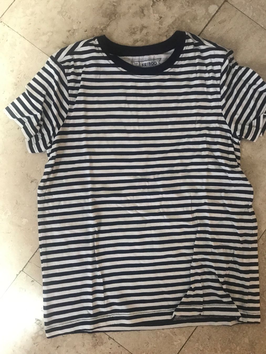 Camicie, T-shirt & Polo: T-Shirt 134-140 – Nuovo (secondo la descrizione) da Oftringen venduto da mbc_b8vr