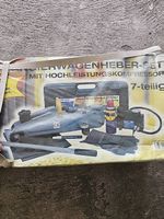 Wagenheber 2000kg mit Zubehör