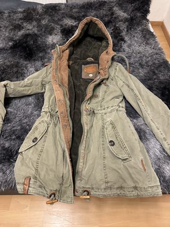 Winterjacke von Naketano, Grösse M, sehr guter Zustand