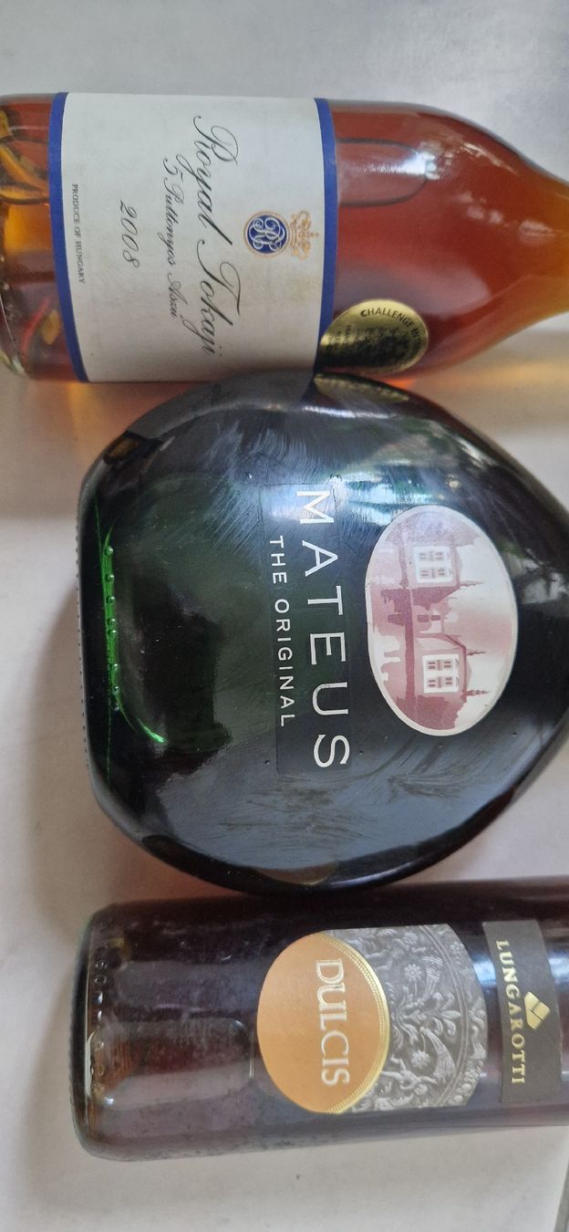 Vino: Rose wine – Nuovo e nell'imballaggio originale da Ebikon venduto da vij_fg72 1