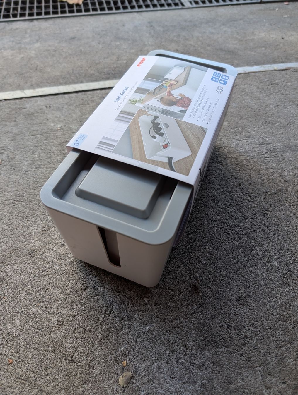 Autres articles pour la maison: cable guard / Kabelbox kid security  – Neuf avec emballage d'origine à Zürich par rap_p588 2