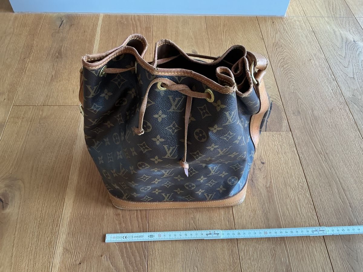 Louis Vuitton Borse: Louis Vuitton Beuteltasche Monogram Leder gebraucht – Usato da Konolfingen venduto da KasparB65 1