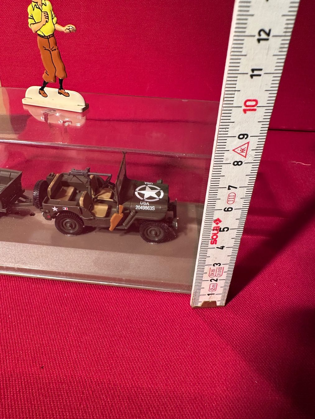Jeep Modellini d'auto: Figurine Tintin sur Jeep Willys MB - Objet de collection – Usato da Lausanne venduto da vas_cdb2 7