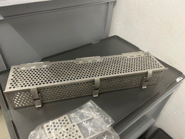 Komplettküchen: Roastbeeform – Gebraucht aus Evilard von inf_9ff9