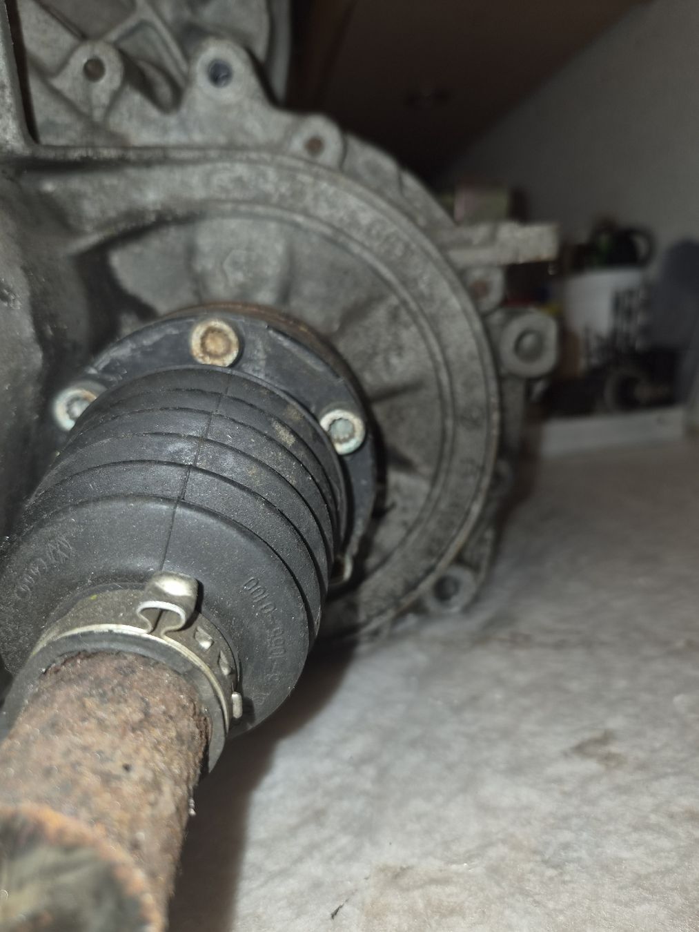 VW Toutes les pièces auto: VW Getriebe – D'occasion à weesen par haemmerliroman15 2