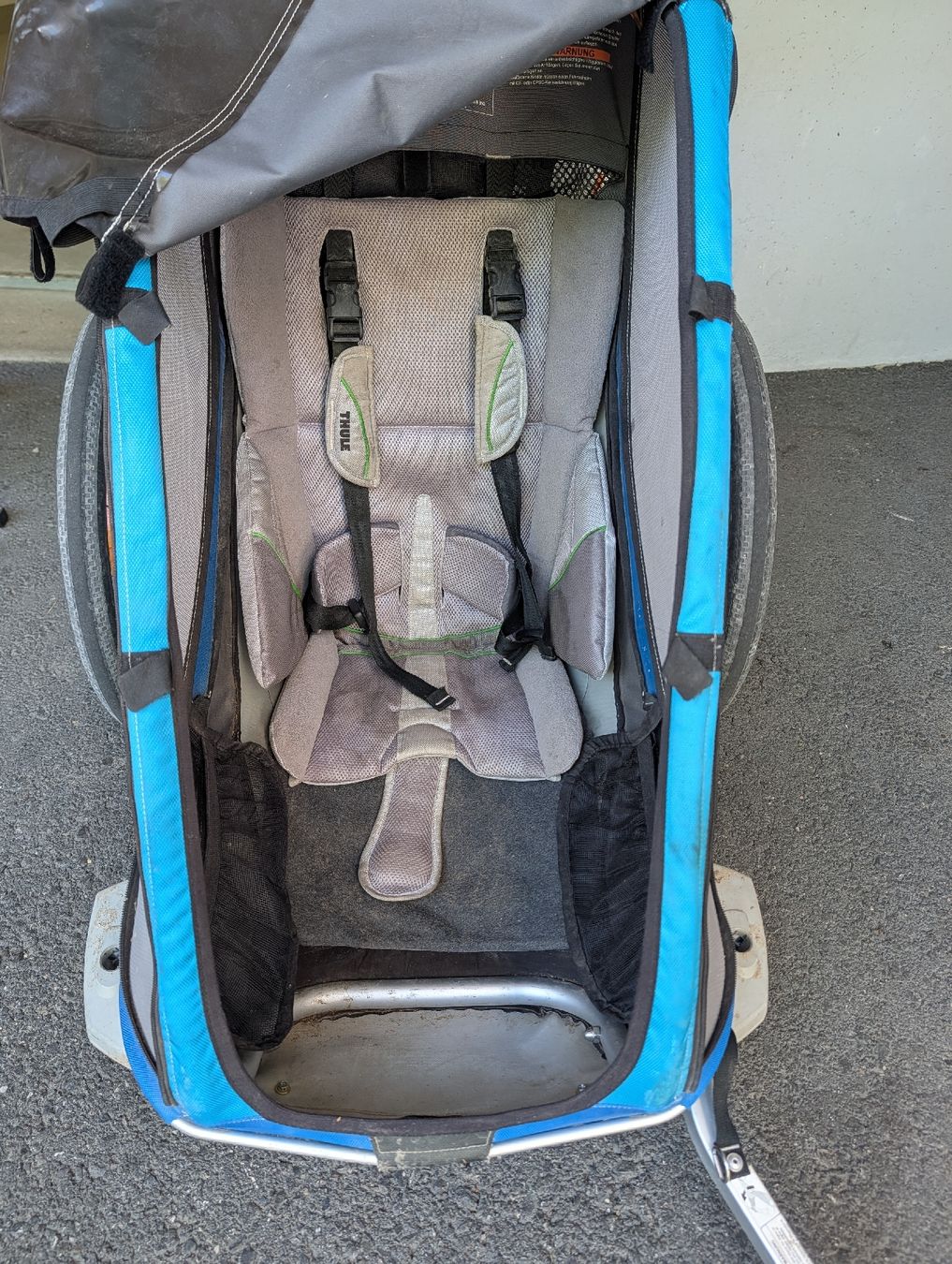 Thule Rimorchi: Thule Kinderanhänger mit Zubehör gebraucht – Usato da Mühleberg venduto da Rambodisli94 3