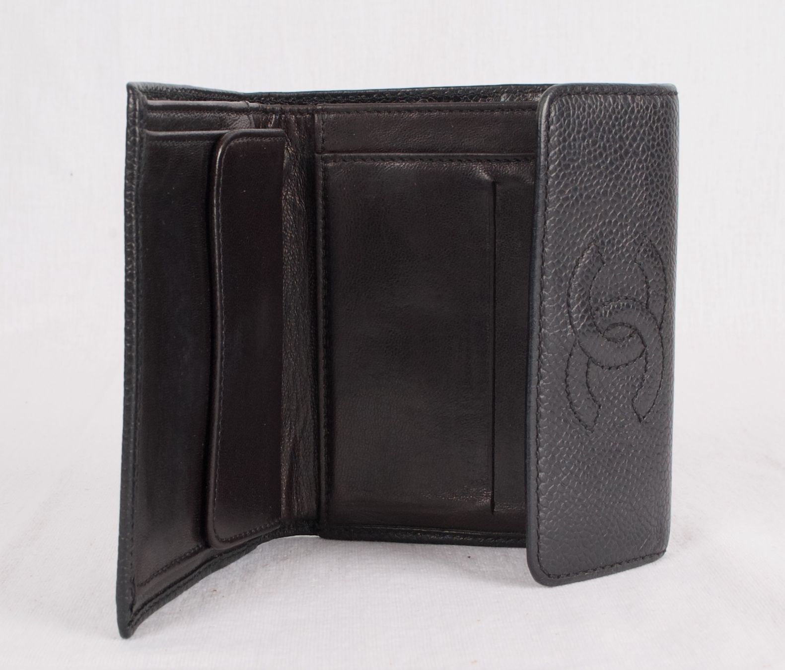 Chanel Portemonnaie: Auth CHANEL wallet caviar leather black color. – Gebraucht aus Lausanne von Lamedusac 4