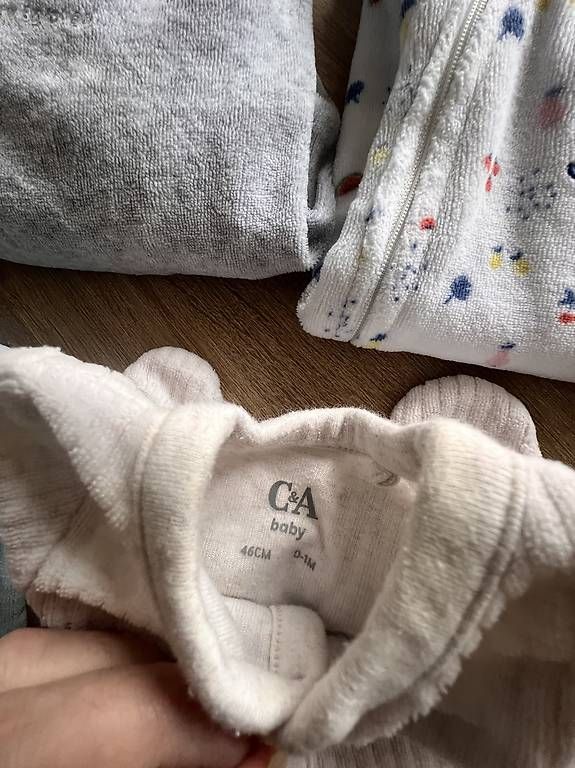 Pyjamas & Ähnliches: LOT DE 5 PYJAMAS CHAUDS BÉBÉ  NAISSANCE/1 MOIS  – Gebraucht aus Dugny (Leytron) von Broc.Box 4