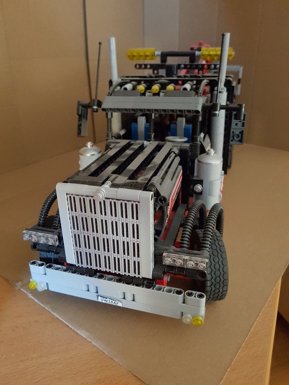 Lego Kit di costruzioni: LEGO Technic schwarzer Abschlepp-LKW 828 – Usato da Sirnach venduto da Schte001 3