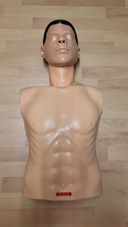 Reanimationspuppe / CPR-Puppe / AmbuSAM für Schulungen