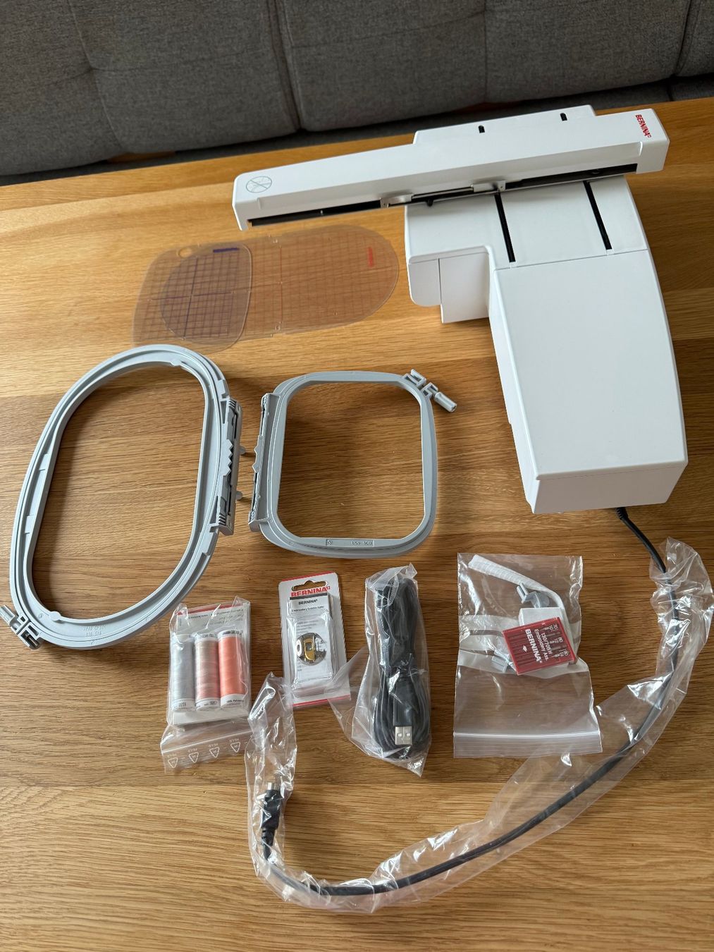 Bernina Macchine da cucire: BERNINA  Stickmodul zu Bernina 580 – Nuovo e nell'imballaggio originale da Däniken SO venduto da Trotro49 1
