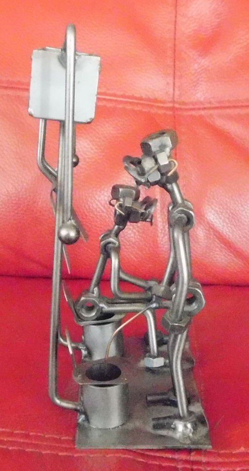 Skulpturen & Statuen: Schraubenmännchen – Gebraucht aus Villnachern von Niggo0 1