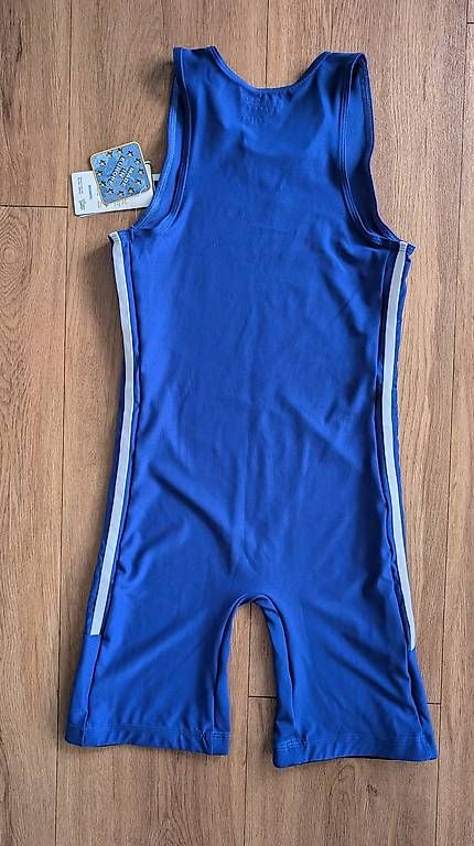 Scarpe, pantaloni & magliette da ginnastica: Berkner - Ringertrikot / Einteiler - Gr. 176 - blau - NEU – Nuovo e nell'imballaggio originale da Unterendingen venduto da soern2000 1