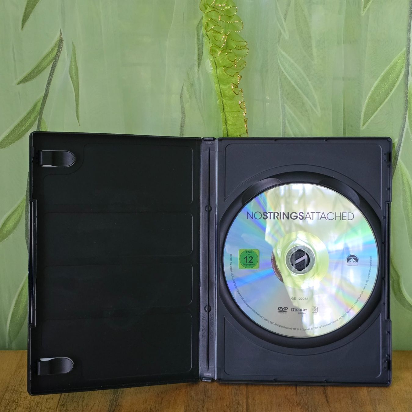 Tutti i DVDs: FreundschaftPlus – Usato da Merlischachen venduto da Sheavy 2
