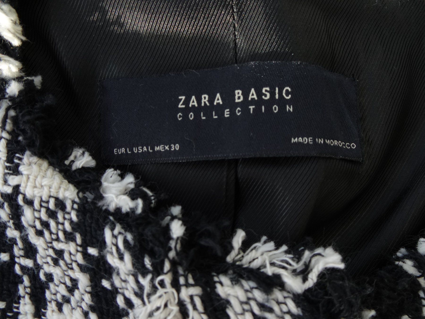 Zara Giacche: Zara Basic Blazer Jacke Boucle schwarz weiss Gr. L 40 – Usato da Winterthur venduto da blumeblau77 2