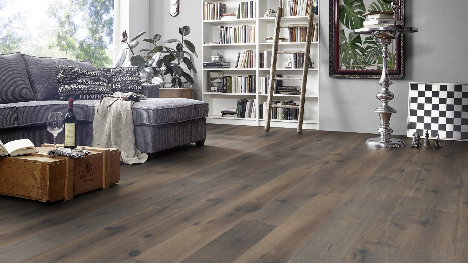Bodenbeläge: Parkett Eiche Hafro FEUERKOGEL carbonisiert – Neu und originalverpackt aus Ibach von floorandmore_schwyz