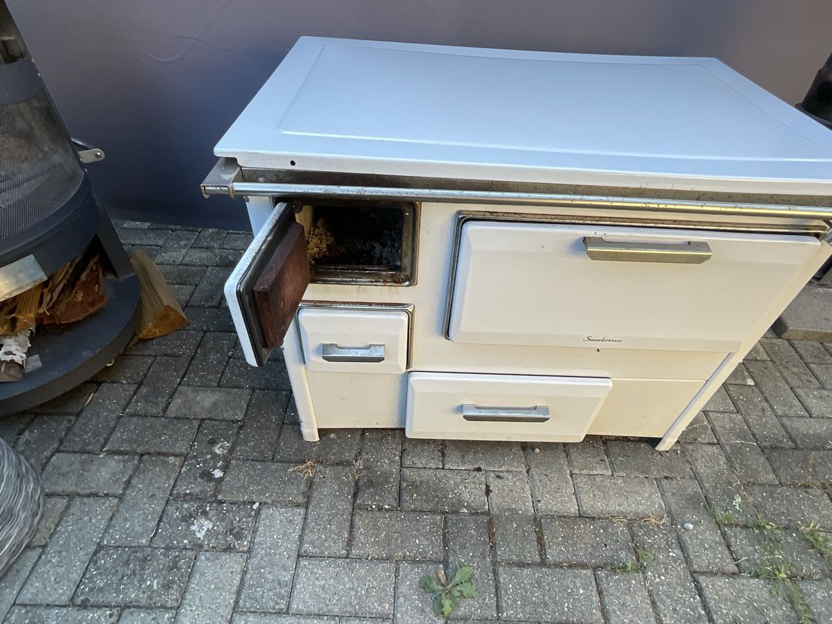 Cucine: Alter Holzkochherd / Outdoorküche – Usato da Jens venduto da fynn03 3