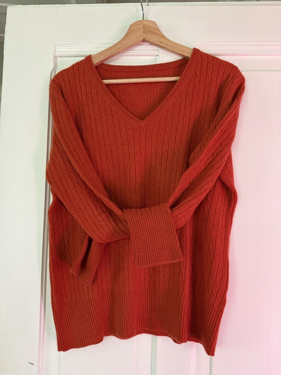 Pullover & Sweatshirts: Rostfarbener Cashmere Pullover – Neu (gemäss Beschreibung) aus Safenwil von Empez 2