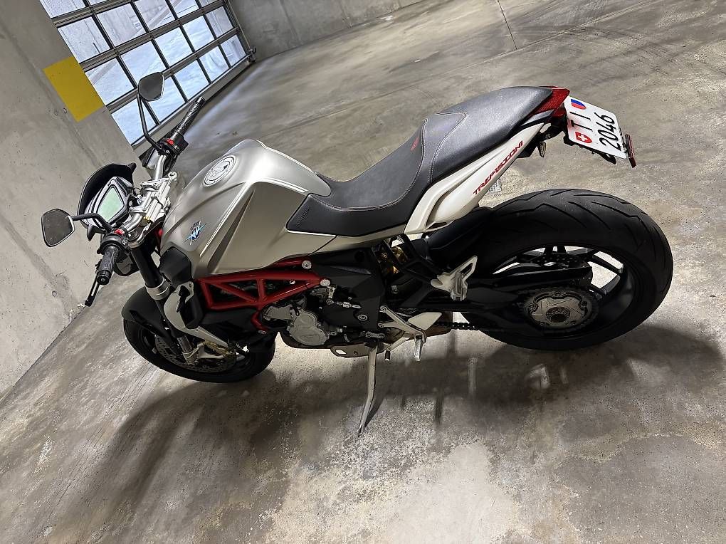 MV Agusta Strada: Mv Agusta Brutale 800 – Usato da Lugano venduto da giuse.20 4