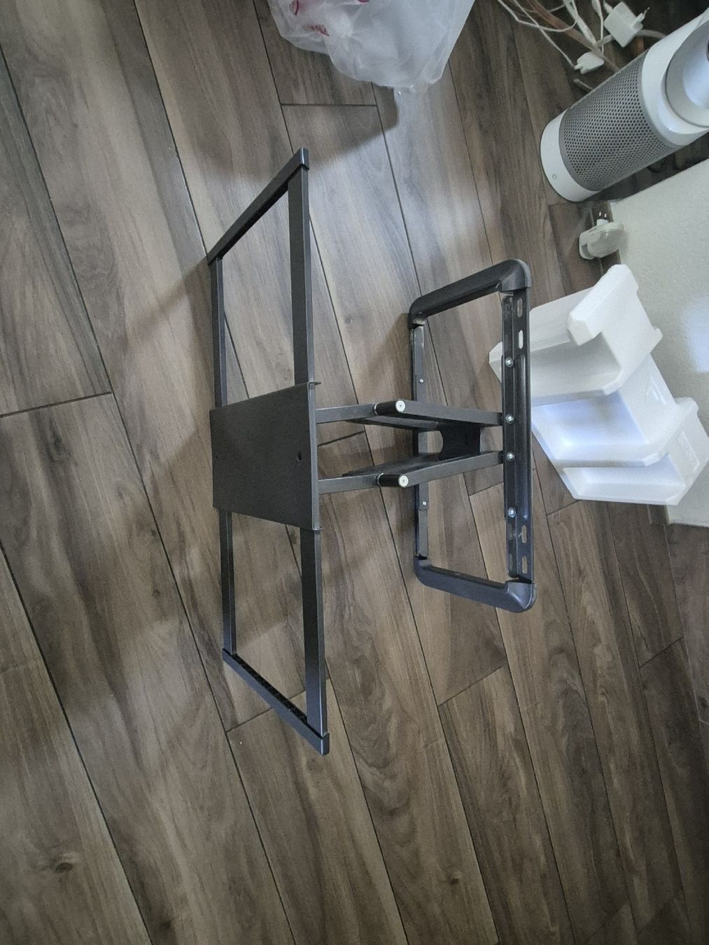 Altro per Ottica: TV mounting solutions (universal) Titan Bfmo 8060 – Nuovo (secondo la descrizione) da lenzburg venduto da purma 1
