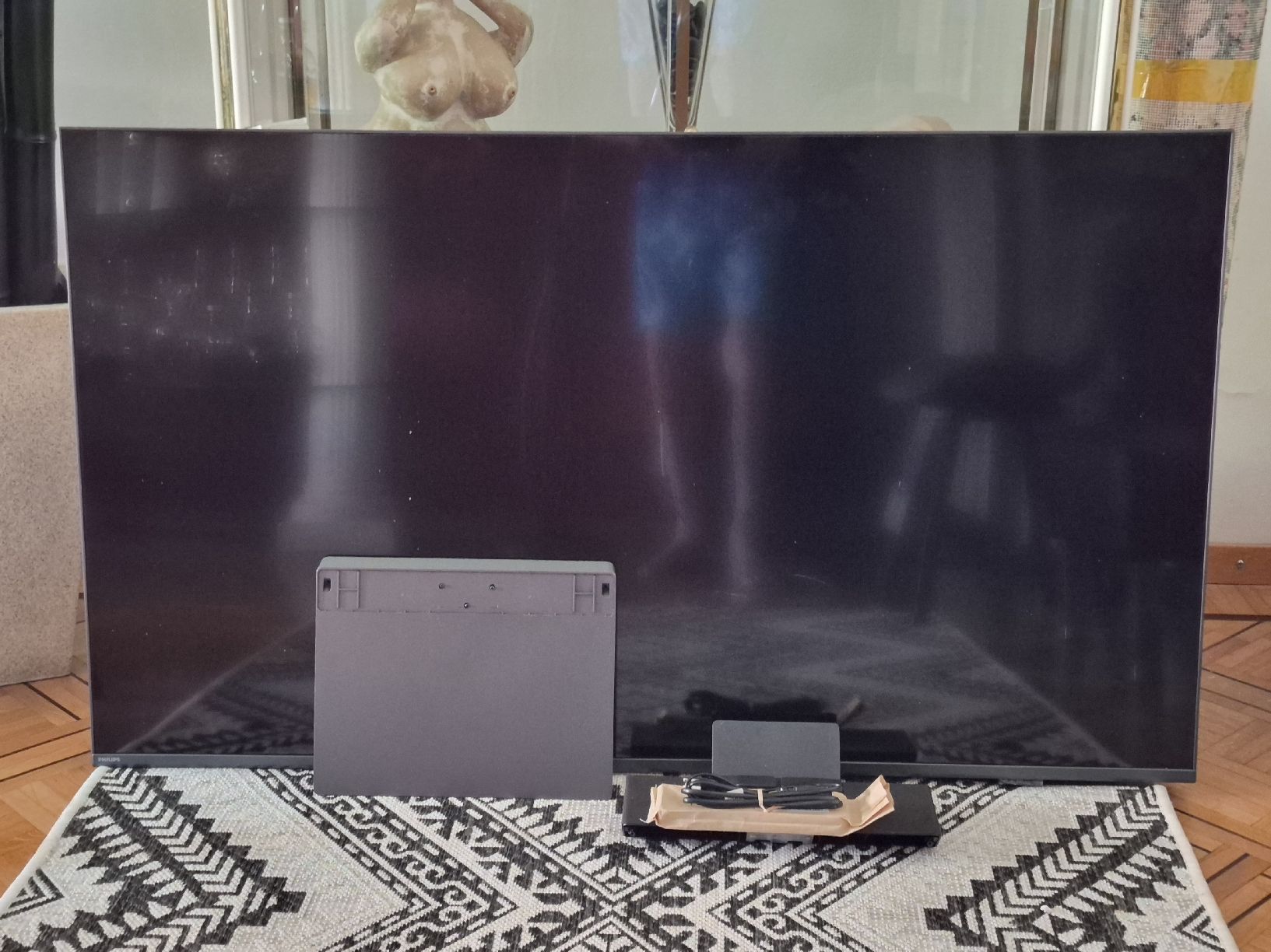 Philips Fernseher: Philips TV 55' QLED – Defekt aus GLAND von BF.Kouros 4