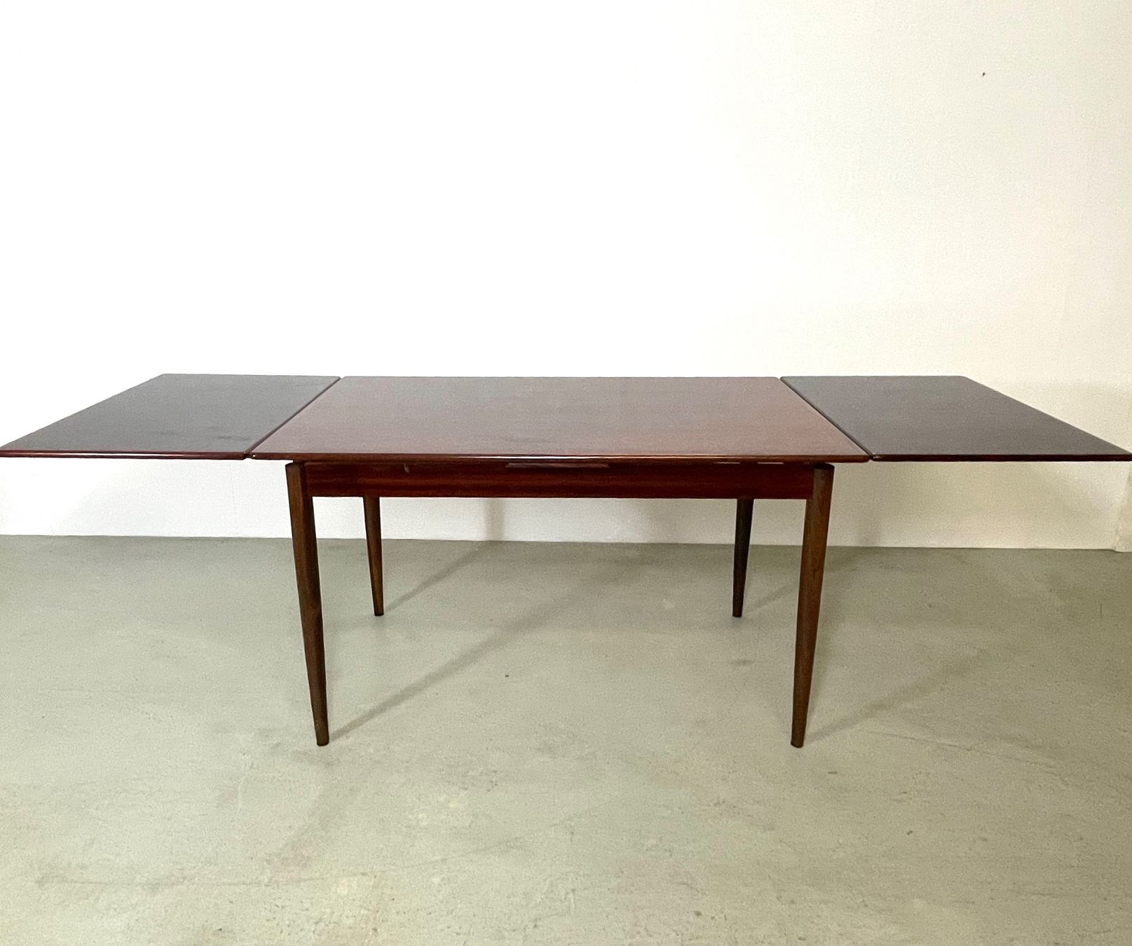Tavoli: MidCentruy Palisander Esstisch Denmark – Usato da Basel venduto da MidMod20C 1