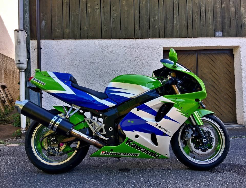 Kawasaki Strada: Kawasaki ninja zxr 750 – Usato da Schönenwerd venduto da huszti1018 5