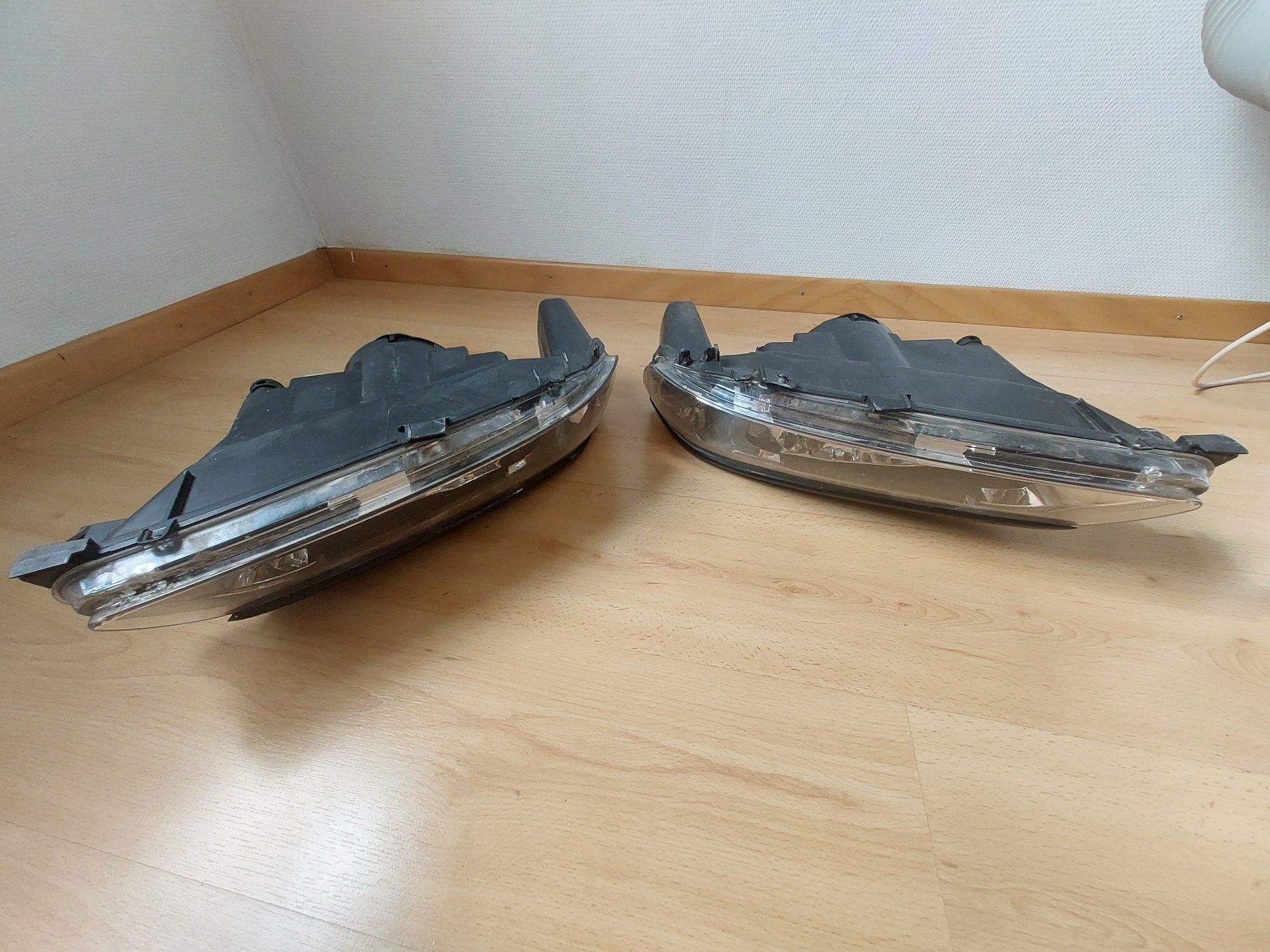 Peugeot Fari: Klarglasscheinwerfer Peugeot 306 – Usato da Thun venduto da Colibrie-Dorado 2