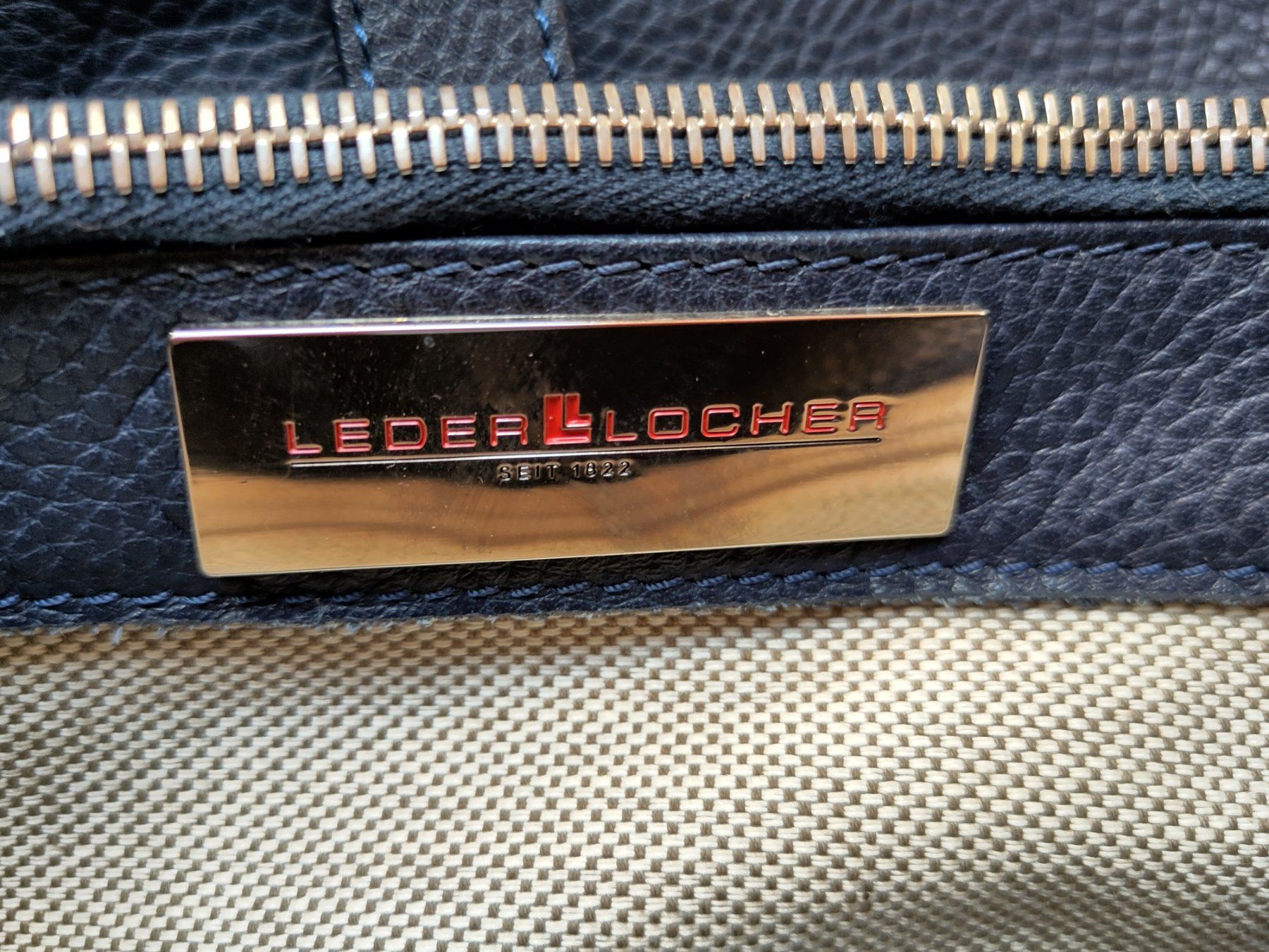 Borse da donna: Ledertasche – Usato da Morgarten venduto da Pipolder1 3