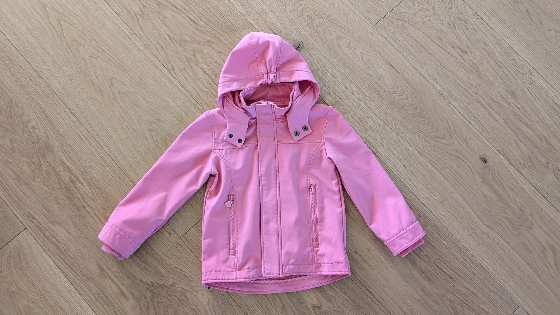 Jacken & Mäntel: Mädchen Softshelljacke Rosa 116 – Gebraucht aus Baar von phlys