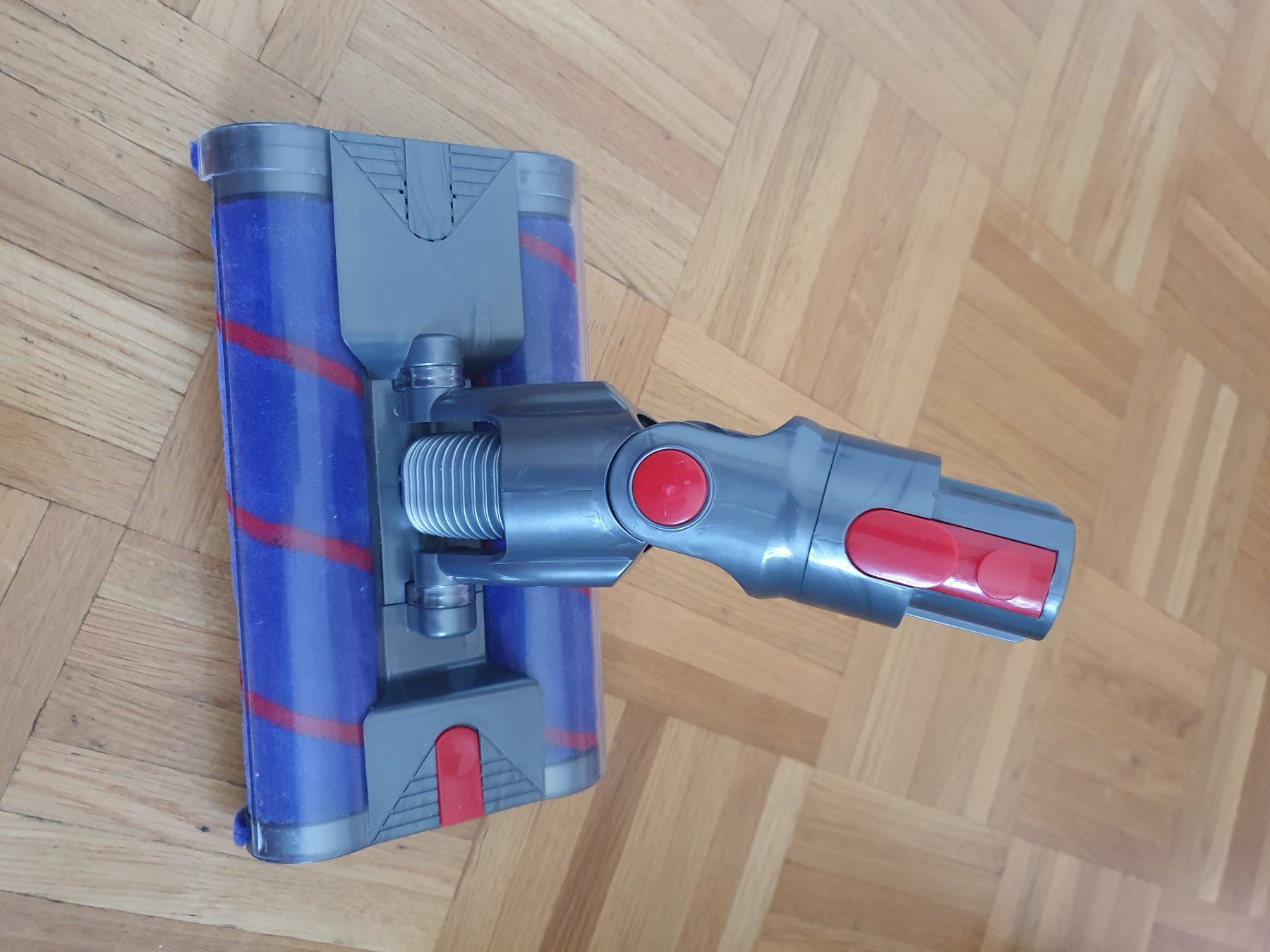 Aspirateurs & Accessoires: Brosse compatible aspirateur Dyson – D'occasion à Prilly par RoDyRe