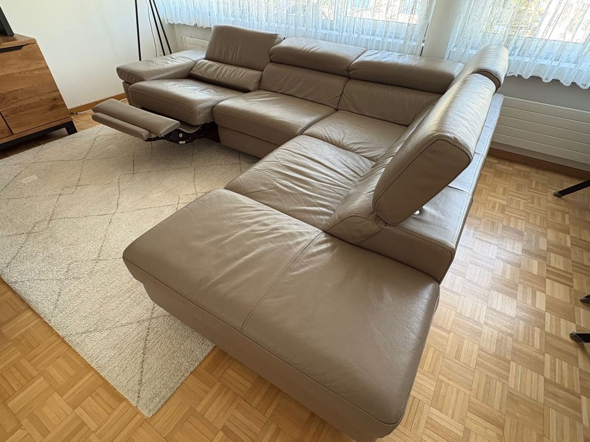Divani: Ecksofa, beige Ledergarnitur mit Relaxfunktion – Usato da Dübendorf venduto da nela123 4