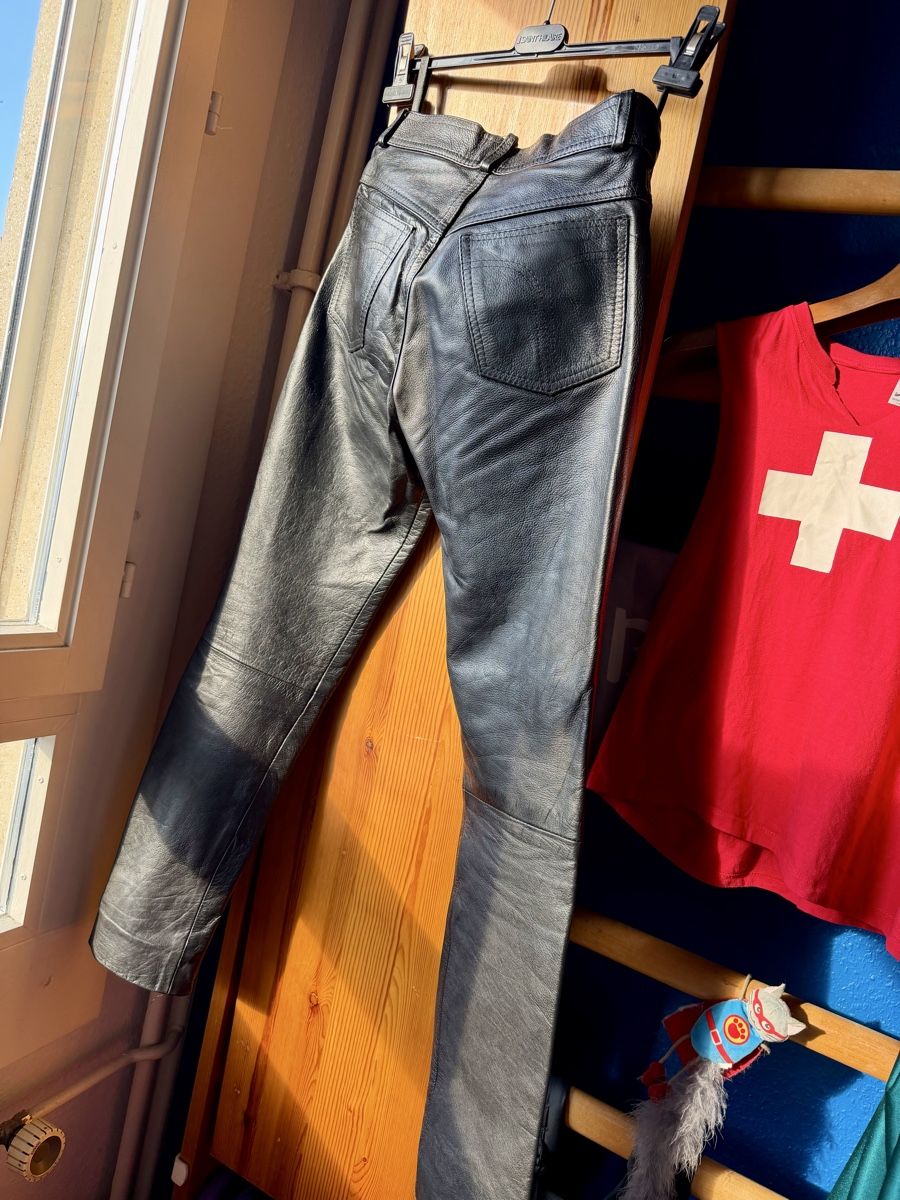 Hosen: Pantalon cuir noir FA7/ Taille 36 – Neu (gemäss Beschreibung) aus Carouge GE von orc_88rq 8