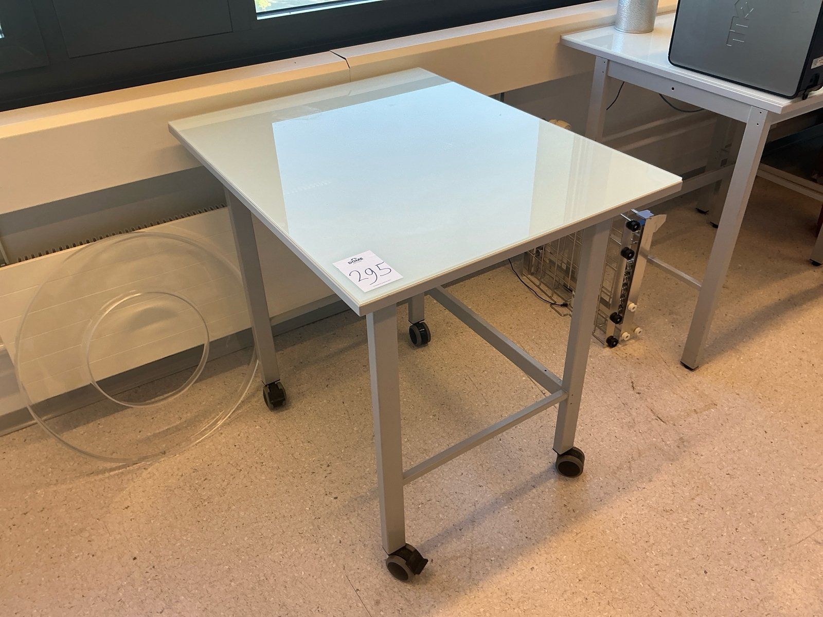 Bureaux: Mobiler Tisch – D'occasion à Zürich par PIPM_Switzerland 1