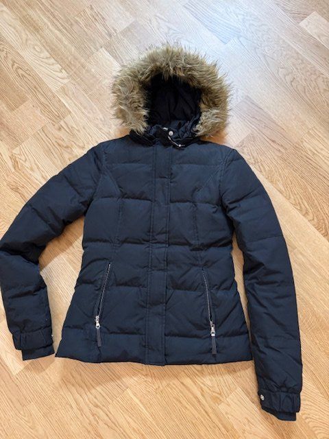Tommy Hilfiger Daunenjacke Gr.XS (Gebraucht) in Wabern für CHF 100 ...