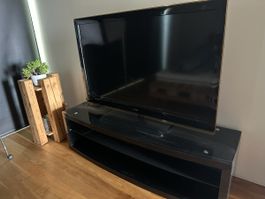 Fernseher Flat Screen 138mm Durchmesser guter Zustand