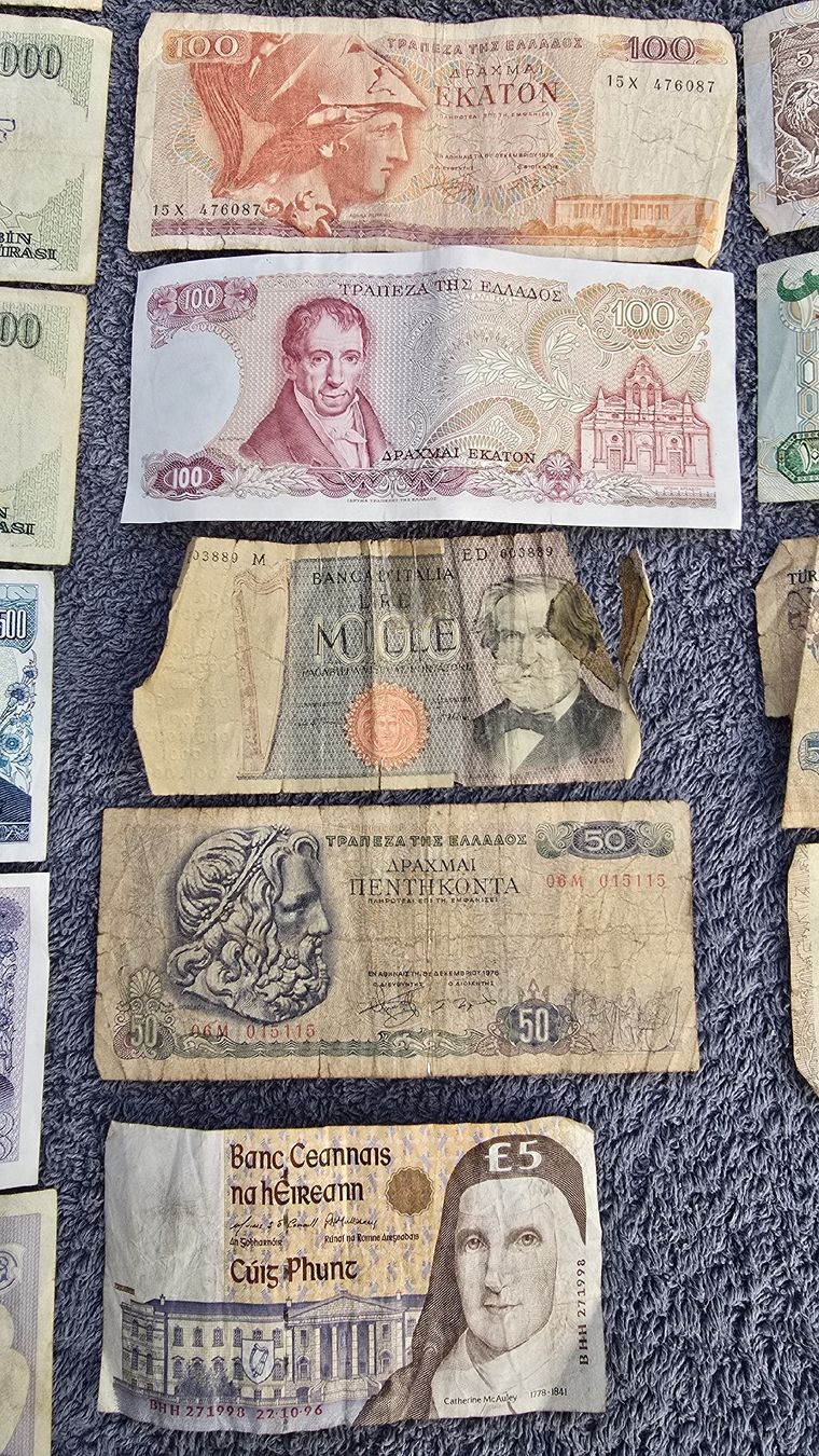 Banconote: 30 Banknoten versch. Länder – Usato da Oberaach venduto da Wicktrade 9