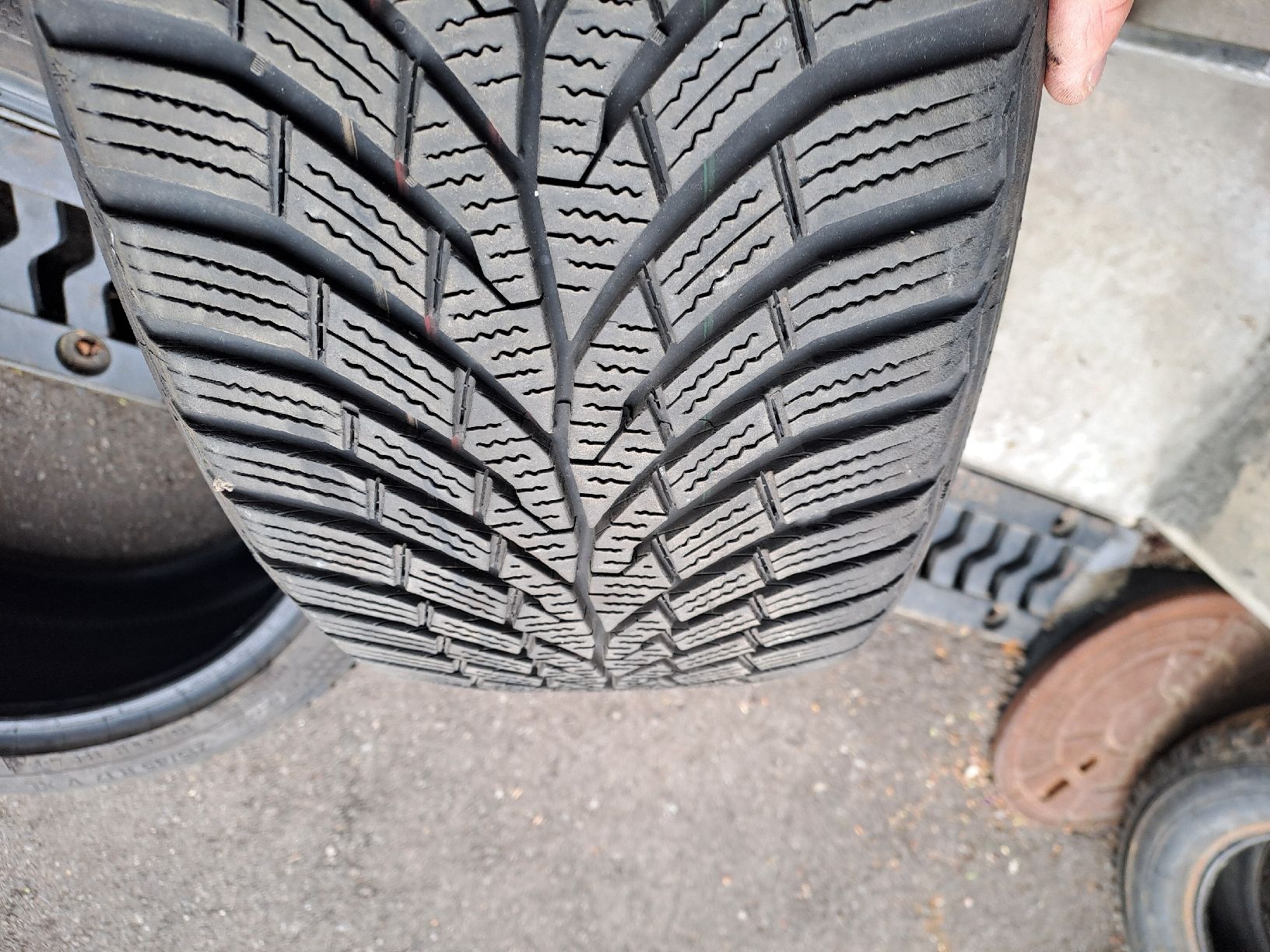 Pneumatici & Ruote complete: Continental TS870 215/45-17 – Usato da Wallenwil venduto da Haselberg 6
