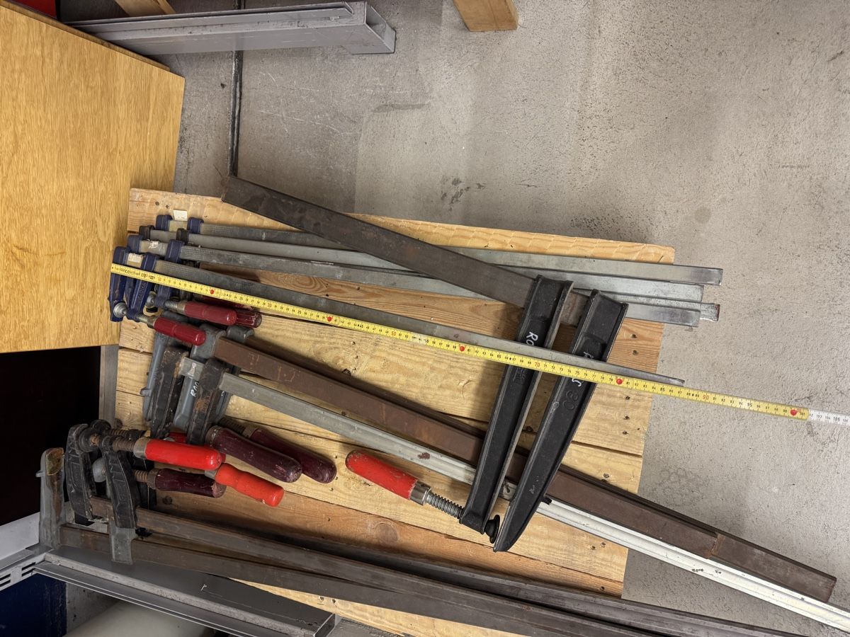Tutti gli attrezzi: Set Schraubzwingen verschiedene Grössen – Usato da Hittnau venduto da mit_7lb9 1