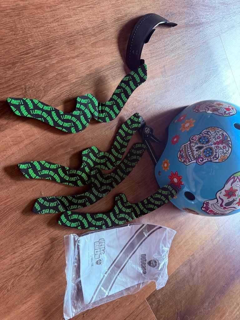 Casques: Nutcase helmet - M – D'occasion à St-Sulpice VD par juhdu 2
