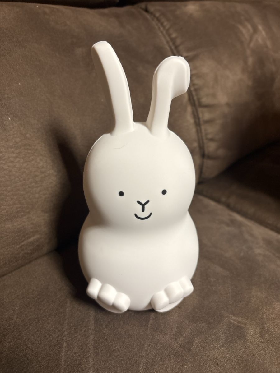 Salvadanai: Tirelire en silicone en forme de Lapin – Nuovo e nell'imballaggio originale da Evionnaz venduto da roh_l5yz 1