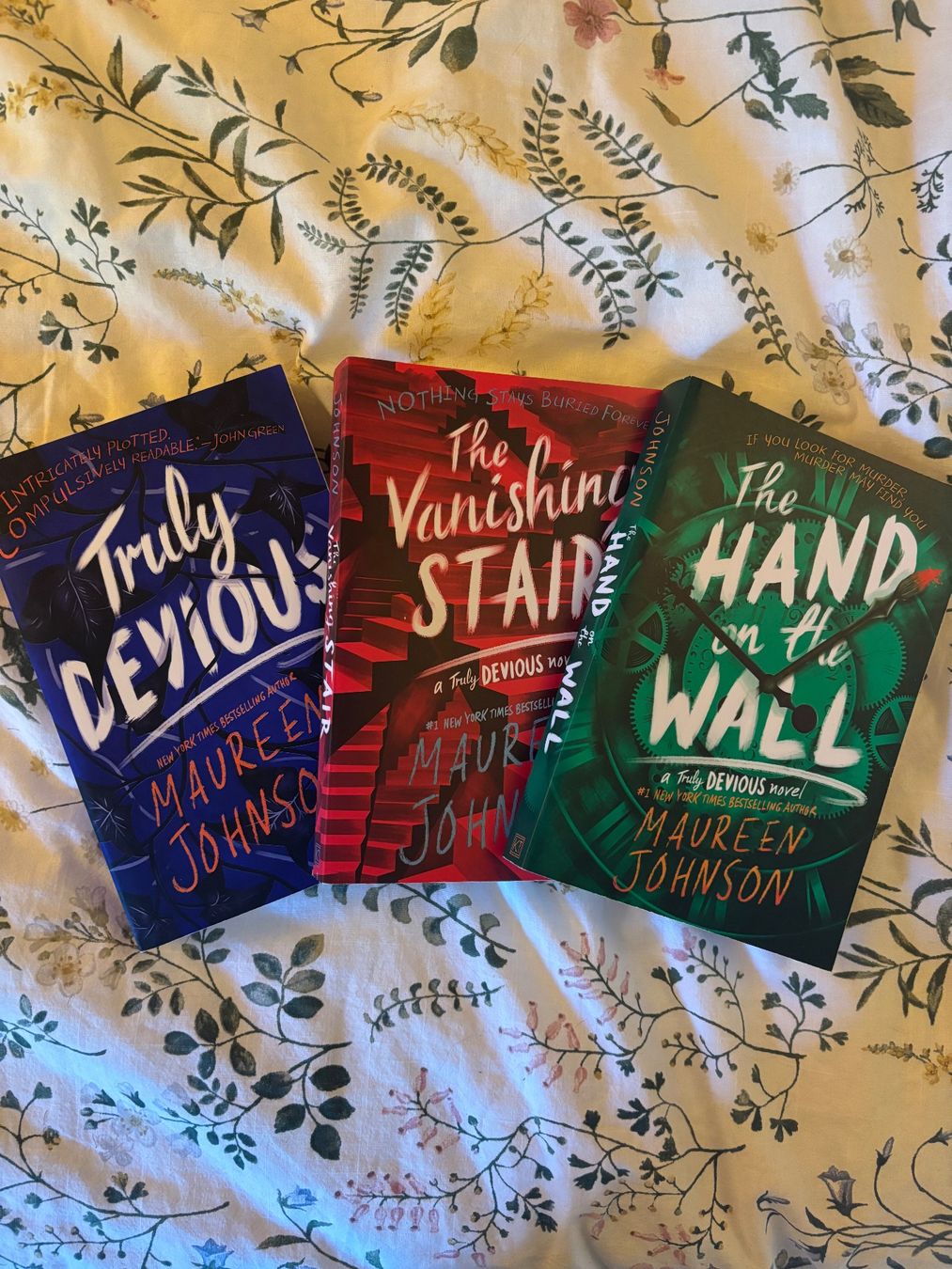 Libri: Truly Devious Trilogy – Usato da Ollon VD venduto da ana_r595