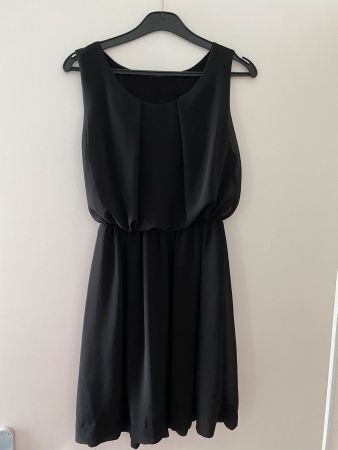 Robe noire, S