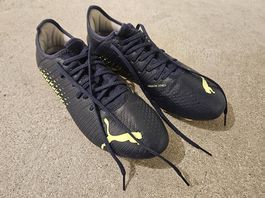 Fussballschuhe, neuwertig, Grösse 45