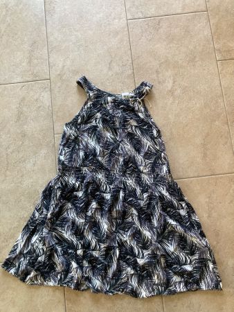 Sommerliches Kleid von H&M Grösse 146