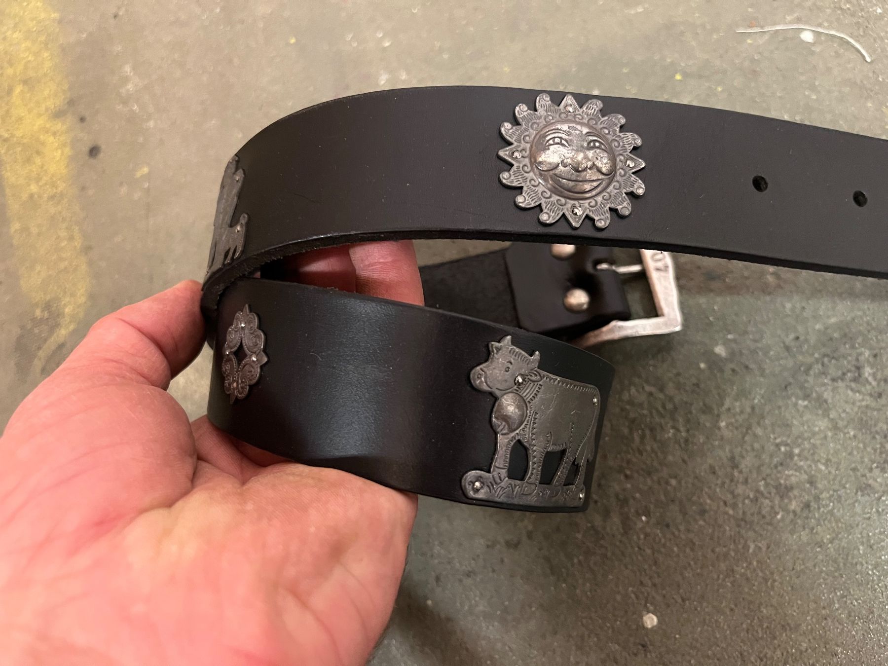 Ceintures: Chüeligurt Kuhgurt Leder 90cm – Neuf avec emballage d'origine à Bern par fotolog111
