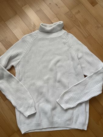 Zara knit sweater