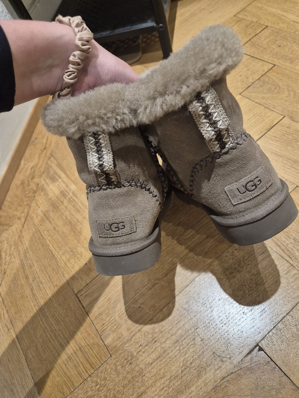 UGG mini alpine T40 (D'occasion) à Genève pour CHF 160 – avec livraison ...